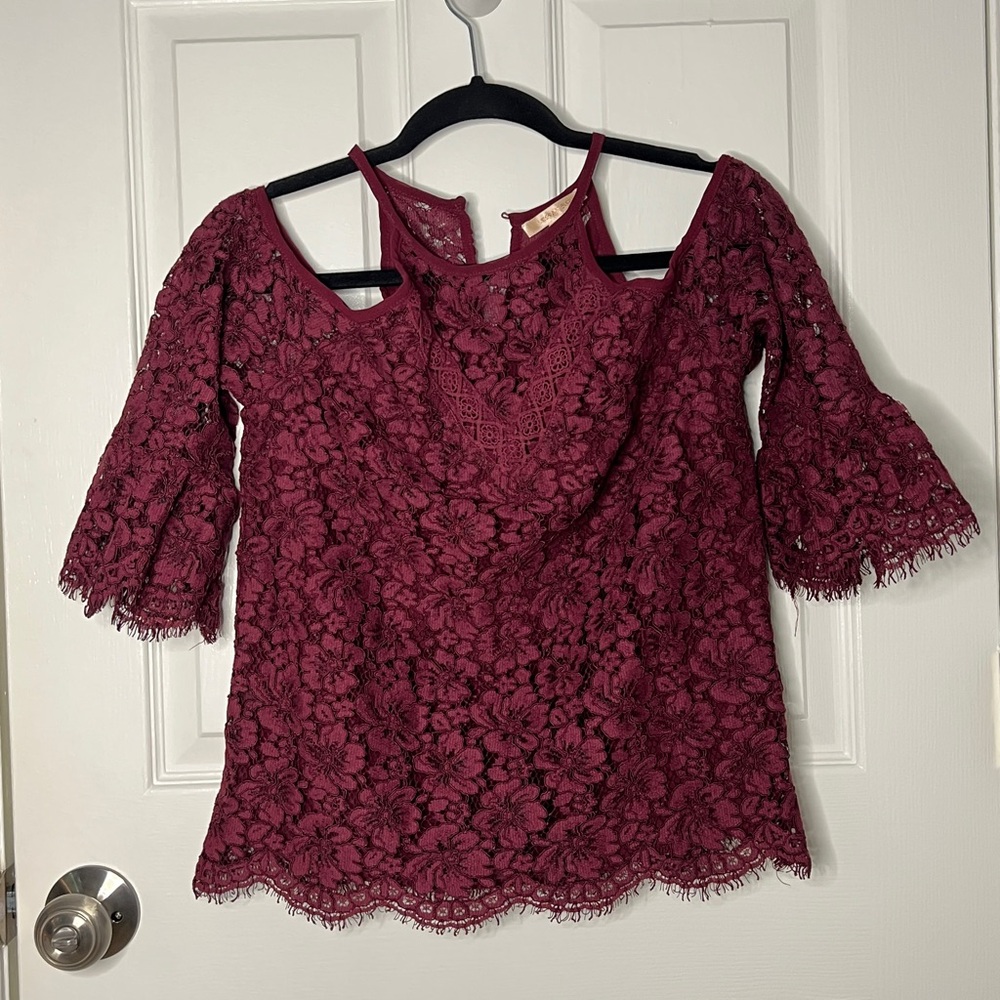 Red Ruffled Cut Out 3/4 Sleeve Blouse